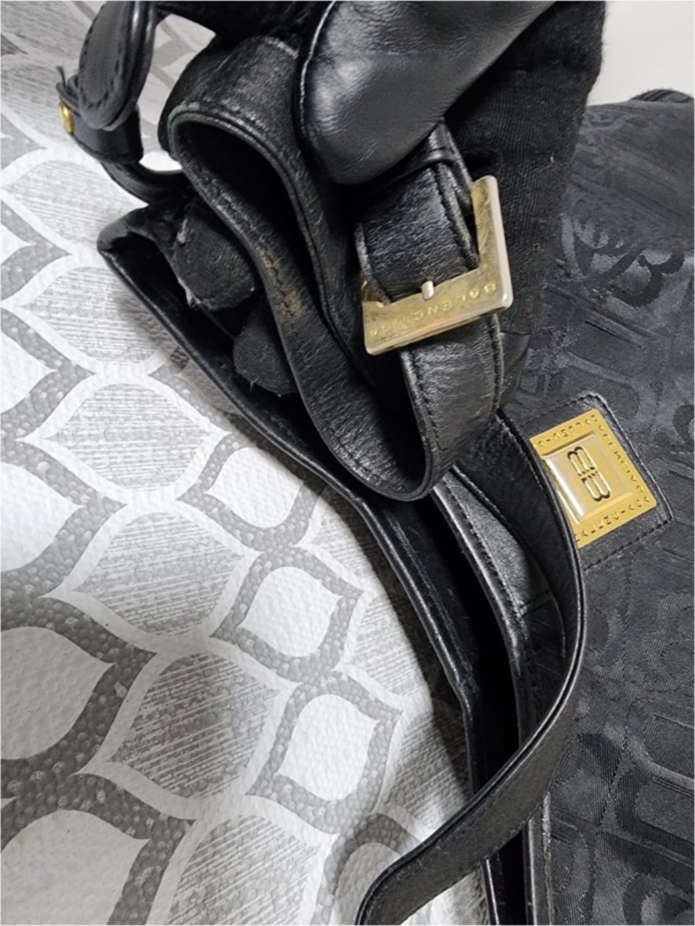 Authentic Balenciaga Vintage Monogram Shoulder Bag Black - Picture 7 of 11